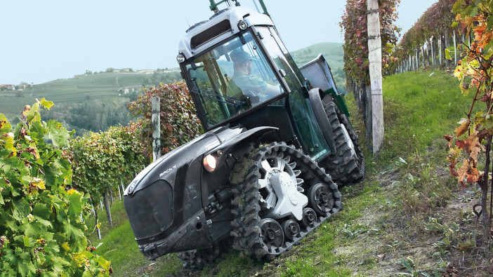 abolsamia - Tractor of the Year 2023: Antonio Carraro Mach 4 Tony candidato  a Melhor Especializado