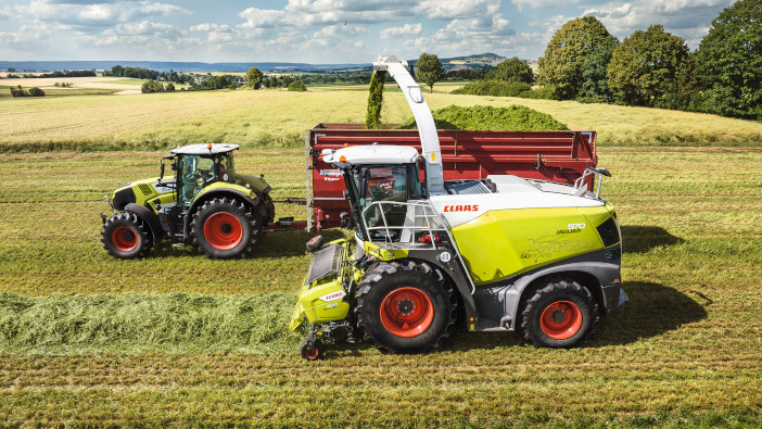 Claas announces new tractor and combine for 2023